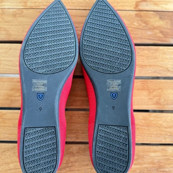Rothy’s “The Point” Bright Red Size 9 - Picture 4 of 5